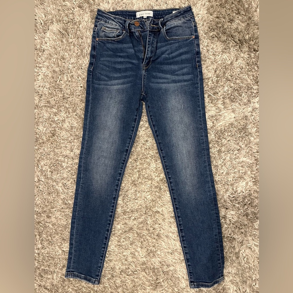 Risen Jeans